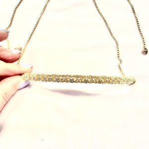Kendra Scott necklace